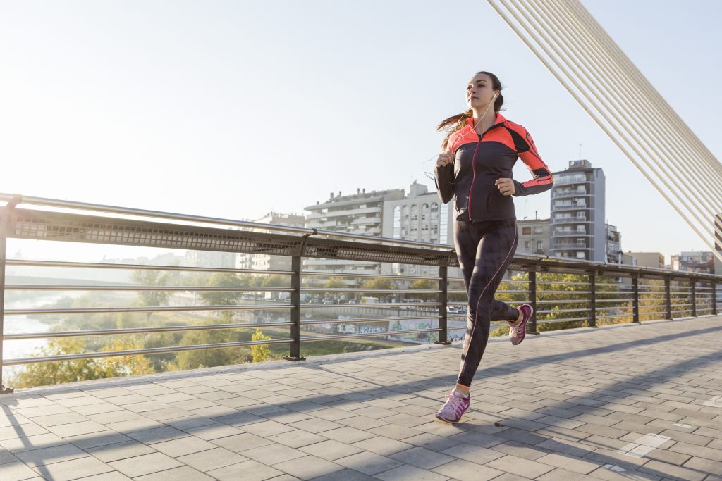 Conoce por qué un buen runner debe calentar siempre antes de correr